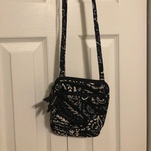 Vera Bradley Mini Hipster in Paisley Noir NWT